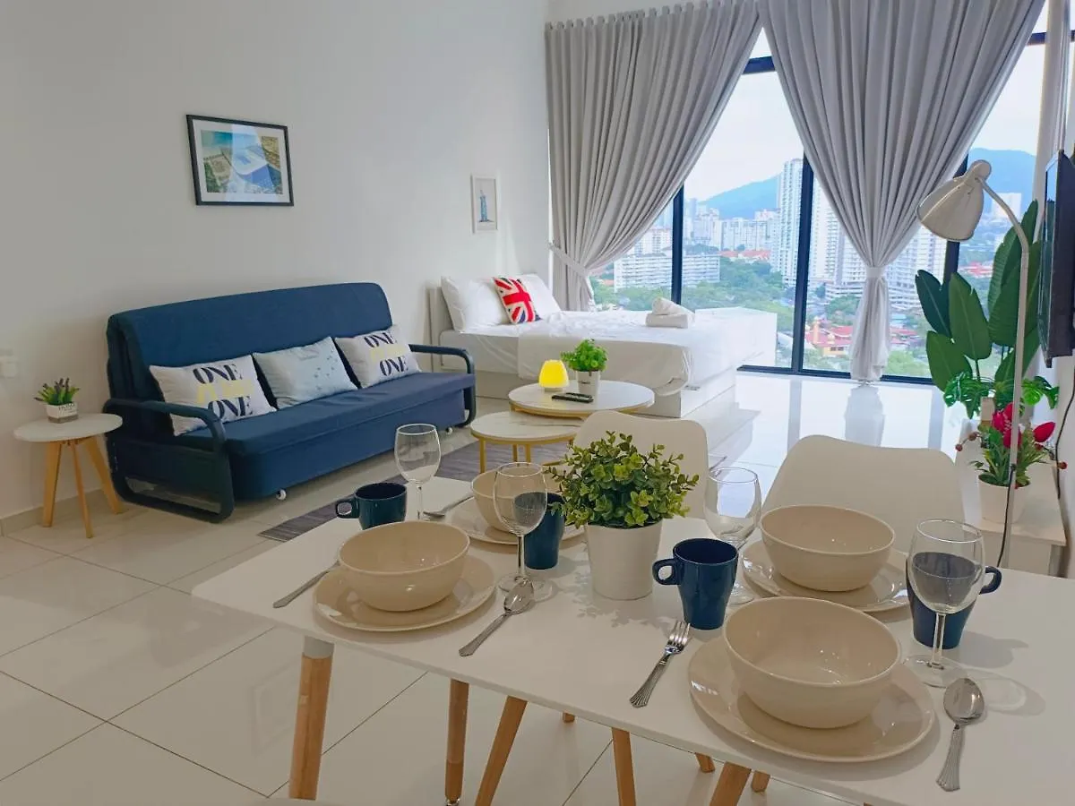 Apartament Rooftop Pool, Up To 8 Pax, 2 Bedrooms, 2 Bathrooms, 2 Car Parks By Star Home George Town