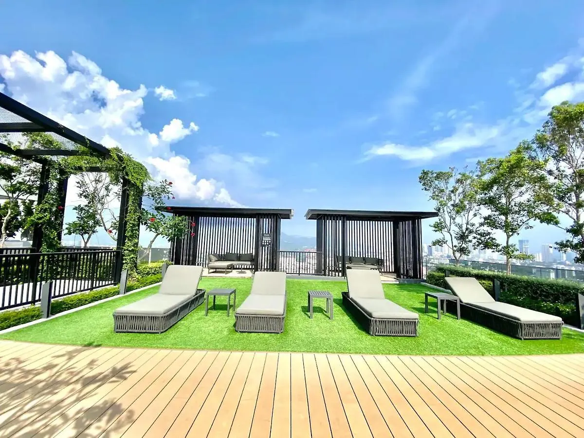 Rooftop Pool, Up To 8 Pax, 2 Bedrooms, 2 Bathrooms, 2 Car Parks By Star Home George Town 0*,