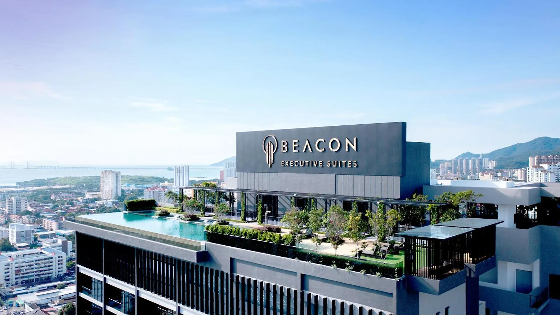 Rooftop Pool, Up To 8 Pax, 2 Bedrooms, 2 Bathrooms, 2 Car Parks By Star Home George Town
